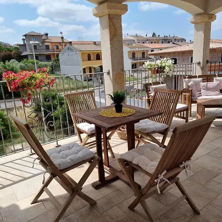 Tiu Angalu 14 Apartment